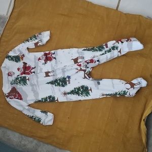 Pottery Barn kids, organic cotton, Santa footed pajama, size 0-3mos